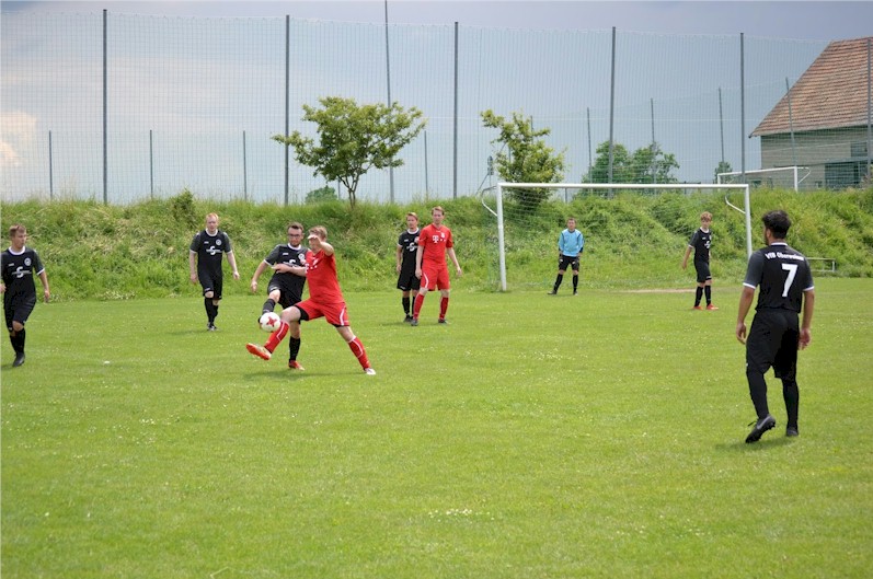 Auswärtssieg der Herrenmannschaft des VfB Oberweimar bei Empor Erfurt 2.