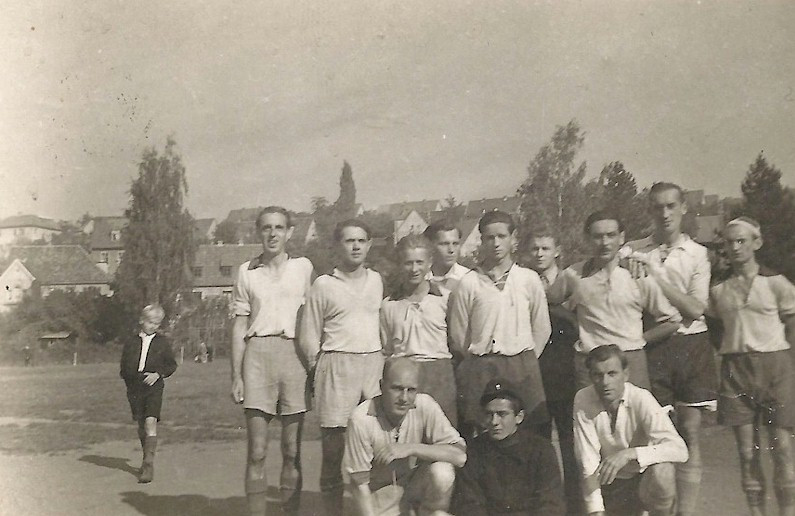 Oberweimarer Fußballer 1949 auf dem Parksportplatz