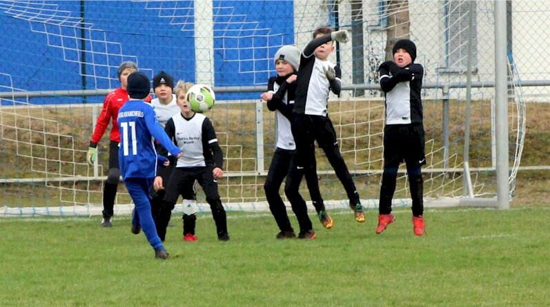 E1-Junioren vom VfB Oberweimar E1-Junioren vom VfB Oberweimar