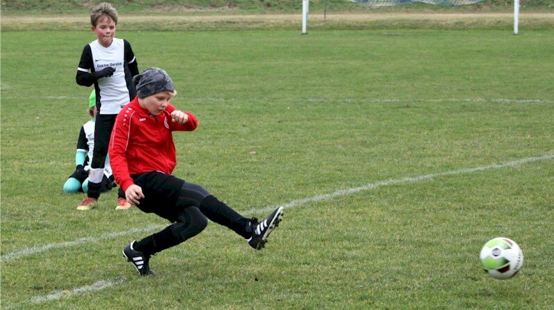 E1-Junioren vom VfB Oberweimar E1-Junioren vom VfB Oberweimar