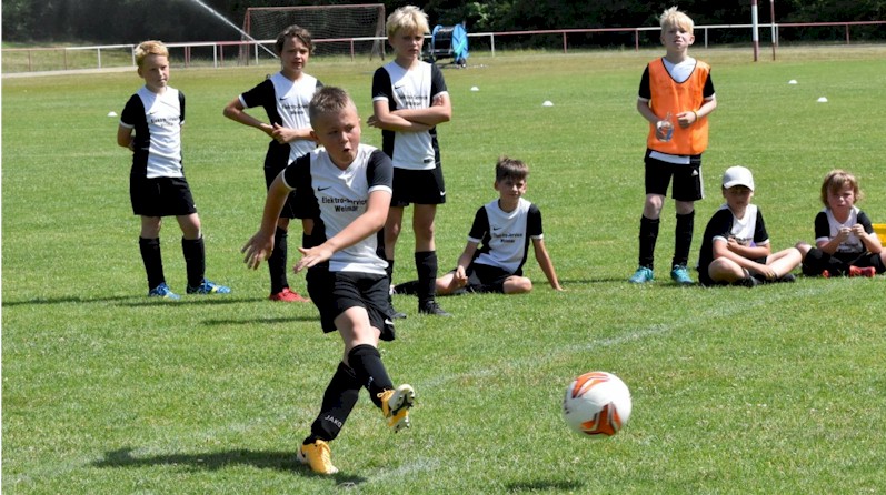 E1-Junioren bei der SG FSV Ilmtal Zottelstedt E1-Junioren bei der SG FSV Ilmtal Zottelstedt