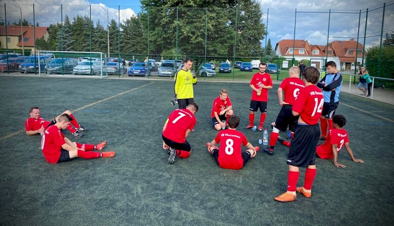 Pokalerfolg mit vielen Toren - Erste schlägt Favorit Wickerstedt 4:3 n.V. Pokalerfolg mit vielen Toren - Erste schlägt Favorit Wickerstedt 4:3 n.V.