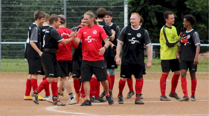 Erste gewinnt 4:0 gegen Kreisligist Niederroßla