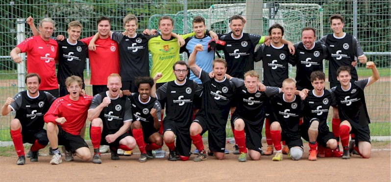 Erste gewinnt 4:0 gegen Kreisligist Niederroß Erste gewinnt 4:0 gegen Kreisligist Niederroß
