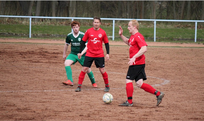 2:0-Arbeitssieg auf der Falkenburg
