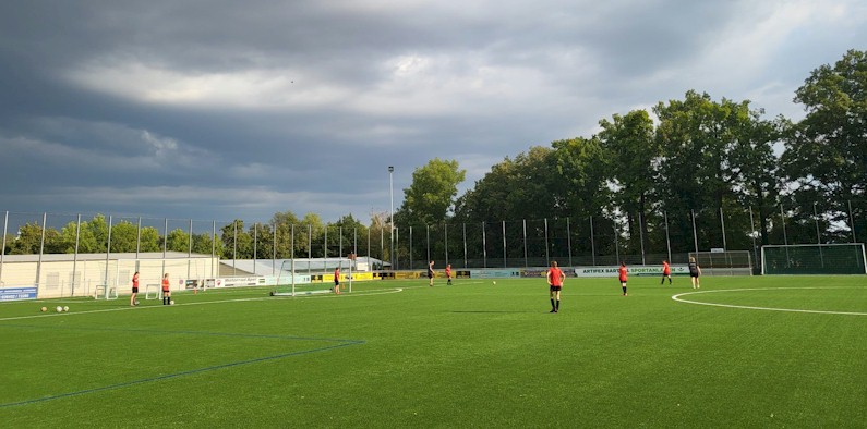 C-Juniorinnen des VfB Oberweimar beim Training