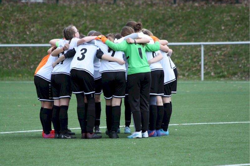 C-Juniorinnen des VfB Oberweimar gewinnen gegen EFC Ruhla 08