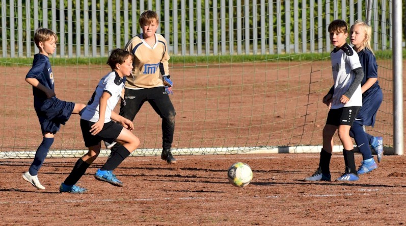 D2-Junioren vom VfB Oberweimar siegen im Pokalderby