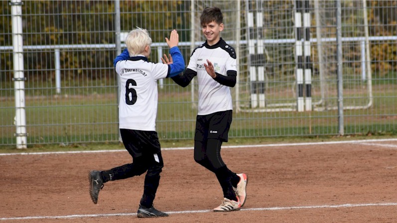 Sieg der D2-Junioren vom VfB Oberweimar gegen Blankenhain Sieg der D2-Junioren vom VfB Oberweimar gegen Blankenhain