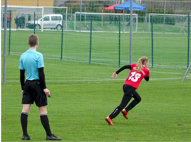 D-Juniorinnen vom VfB Oberweimar: An Erfahrung gewonnen! D-Juniorinnen vom VfB Oberweimar: An Erfahrung gewonnen!