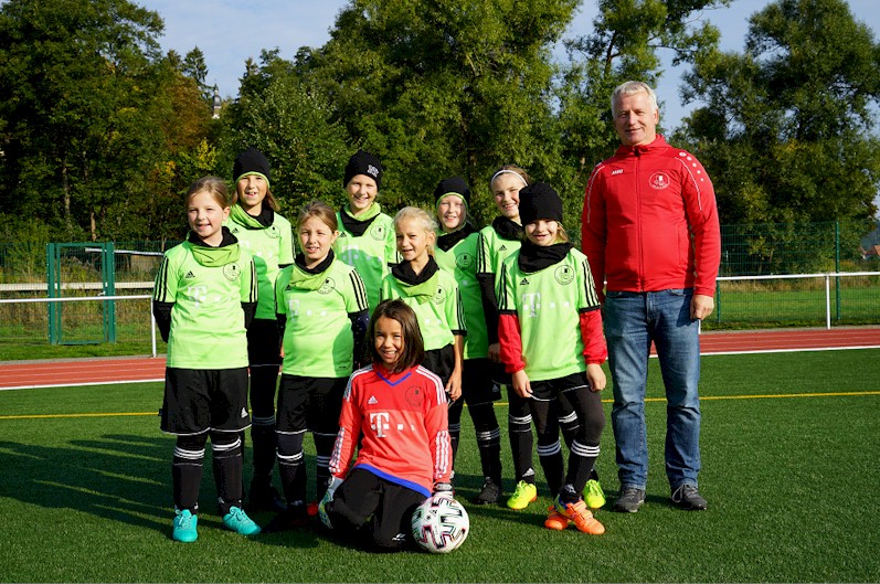 E-Juniorinnen des VfB Oberweimar beim TFV-Turnier in Bad Berka
