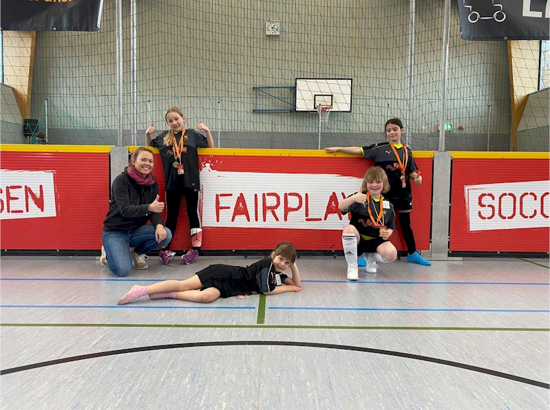 VfB Oberweimar Mädels zu Gast bei der Street Soccer Tour in Erfurt! VfB Oberweimar Mädels zu Gast bei der Street Soccer Tour in Erfurt!