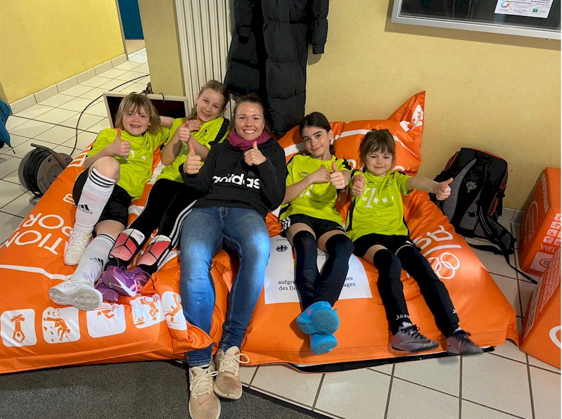 VfB Oberweimar Mädels zu Gast bei der Street Soccer Tour in Erfurt! 