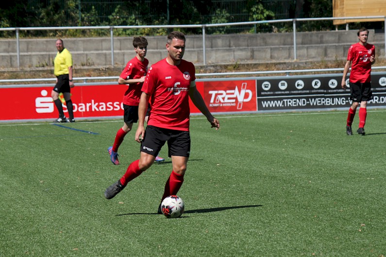 Der VfB Oberweimar zu Gast beim Schöndorfer SV Der VfB Oberweimar zu Gast beim Schöndorfer SV