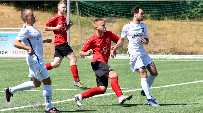 Der VfB Oberweimar zu Gast beim Schöndorfer SV Der VfB Oberweimar zu Gast beim Schöndorfer SV