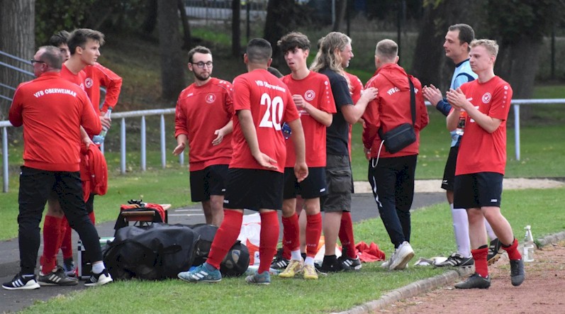 Pokalserie geht weiter - Herren vom VfB Oberweimar besiegen Legefeld deutlich