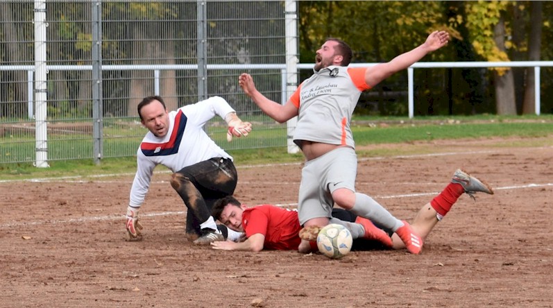 Teichel eine Nummer zu groß - Herren verlieren 0:4 im Pokal