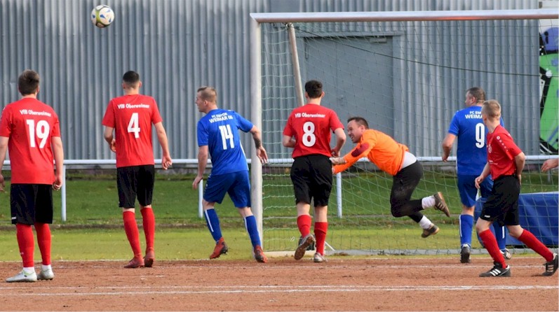 Hart erkämpfter Derbysieg - Herren schlagen Empor 2:0 Hart erkämpfter Derbysieg - Herren schlagen Empor 2:0