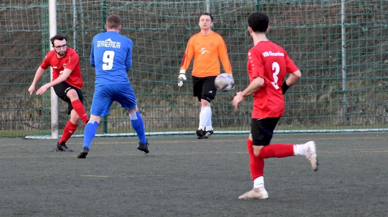 Herren vom VfB Oberweimar verlieren gegen Stadtilm Herren vom VfB Oberweimar verlieren gegen Stadtilm