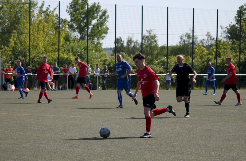 Derbysieg auf dem Lindenberg - VfB gewinnt 4:1 gegen Empor 2.
