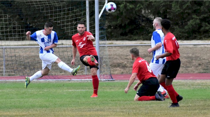 Aufholjagd in Unterzahl - Herren holen Punkt in Stadtilm Aufholjagd in Unterzahl - Herren holen Punkt in Stadtilm
