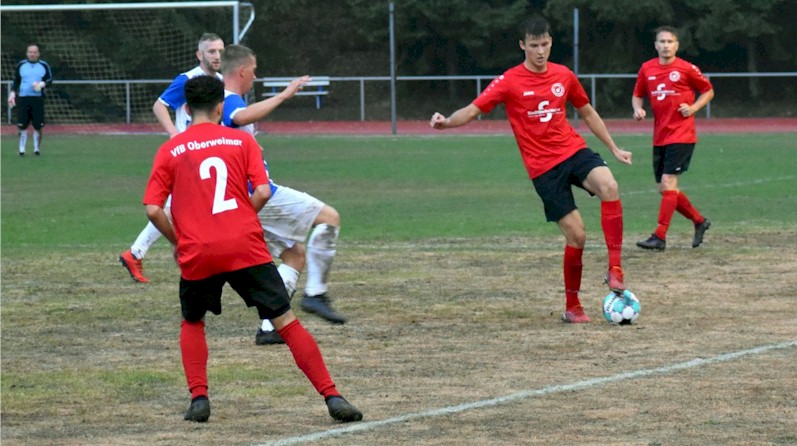 Aufholjagd in Unterzahl - Herren holen Punkt in Stadtilm Aufholjagd in Unterzahl - Herren holen Punkt in Stadtilm