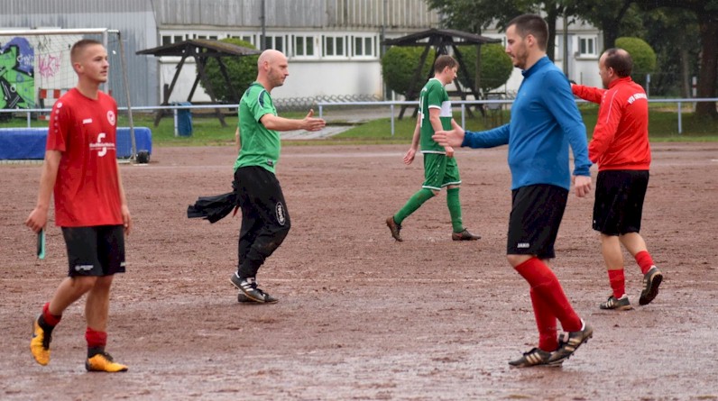 Herren vom VfB Oberweimar siegen auf der Falkenburg gegen Eintracht Obernissa