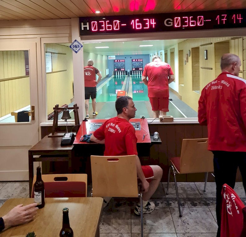 Erste Kegelmannschaft - Niederlage trotz Mannschaftsrekord