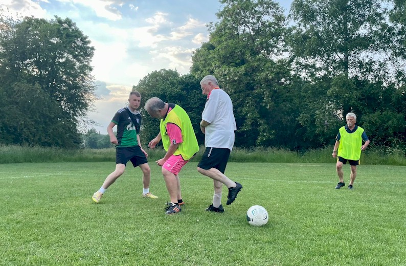 Walking Football beim VfB Oberweimar