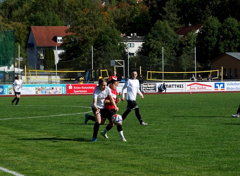 C1‐Juniorinnen zu Gast in Meiningen C1‐Juniorinnen zu Gast in Meiningen