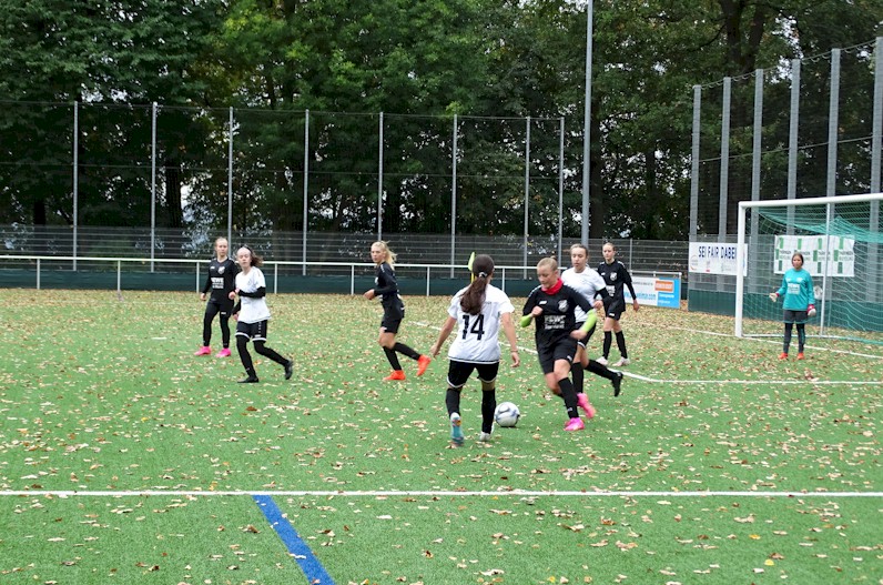 Freundschaftsspiel gegen Falke Sachsenbrunn