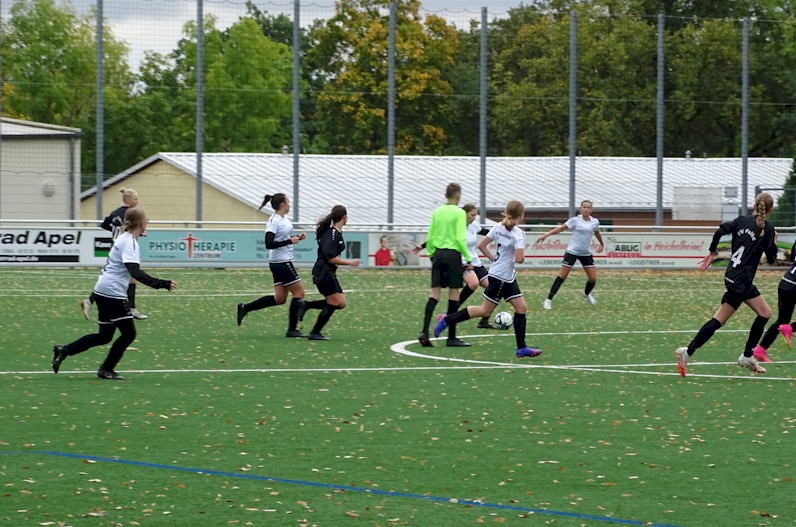 Freundschaftsspiel gegen Falke Sachsenbrunn