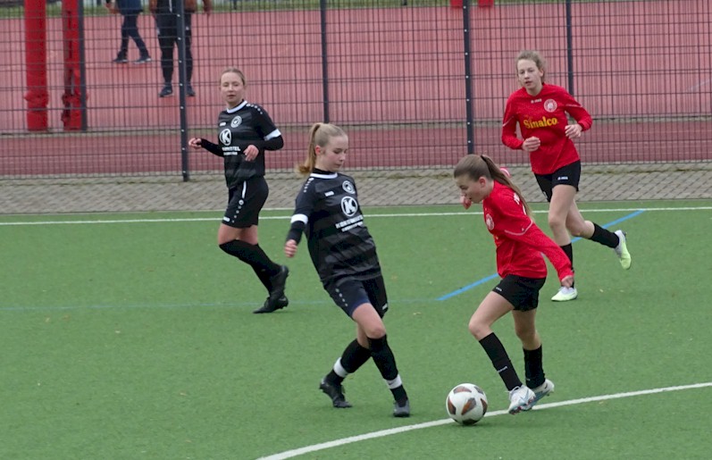 Testspiel im neuen Trikot