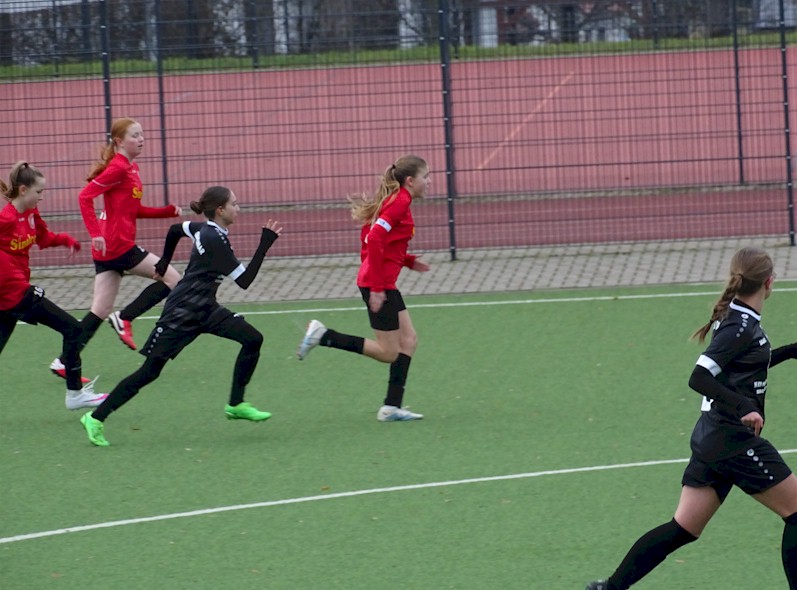 Testspiel im neuen Trikot