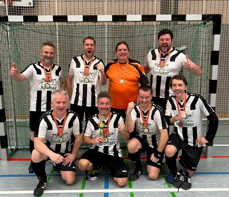 Edlen Herren des VfB Oberweimar bei den Ü35-Hallenkreismeisterschaften