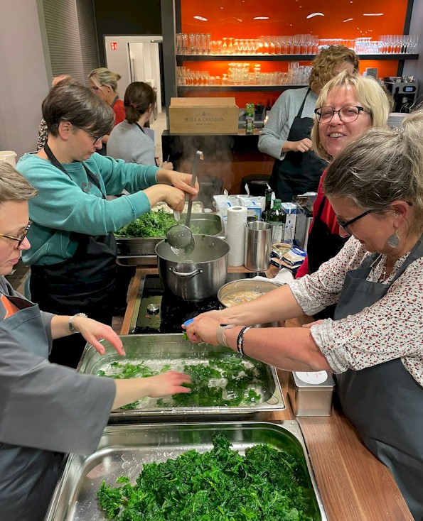 Vorgezogene Weihnachtsfeier Vorgezogene Weihnachtsfeier