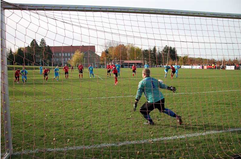 Pokalreise geht weiter - Erste gewinnt 5:1 in Isseroda Pokalreise geht weiter - Erste gewinnt 5:1 in Isseroda