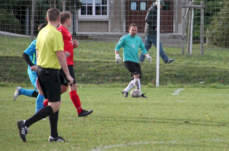 Pokalreise geht weiter - Erste gewinnt 5:1 in Isseroda Pokalreise geht weiter - Erste gewinnt 5:1 in Isseroda