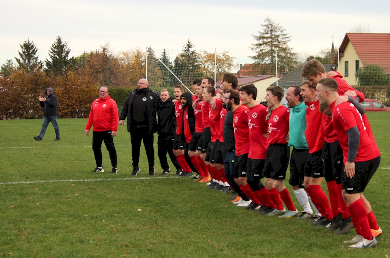 Pokalreise geht weiter - Erste gewinnt 5:1 in Isseroda Pokalreise geht weiter - Erste gewinnt 5:1 in Isseroda