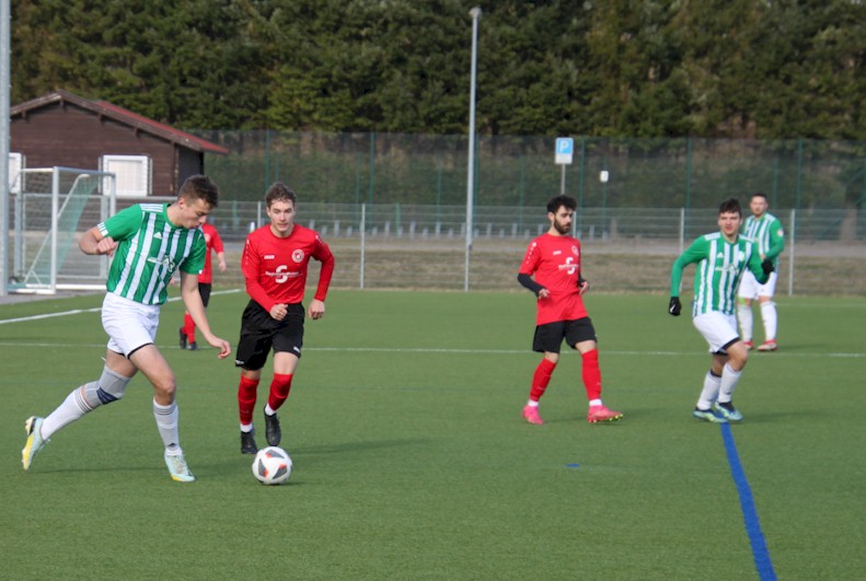 Steigerung in der 2. Halbzeit wurde mit dem Sieg belohnt Steigerung in der 2. Halbzeit wurde mit dem Sieg belohnt