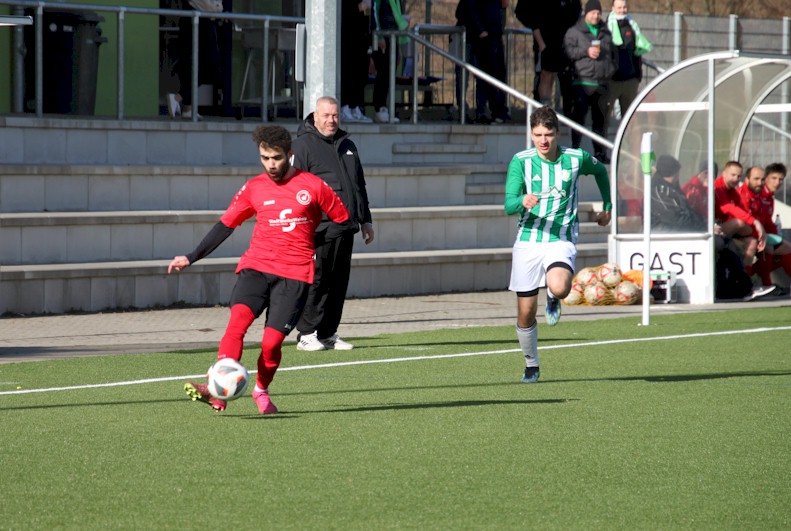Steigerung in der 2. Halbzeit wurde mit dem Sieg belohnt Steigerung in der 2. Halbzeit wurde mit dem Sieg belohnt