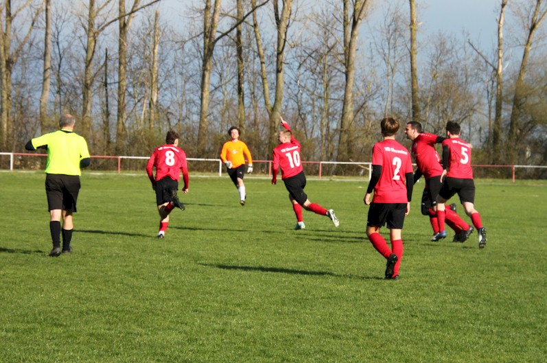 Rückrundenstart geglückt - Erste gewinnt in Pfiffelbach Rückrundenstart geglückt - Erste gewinnt in Pfiffelbach