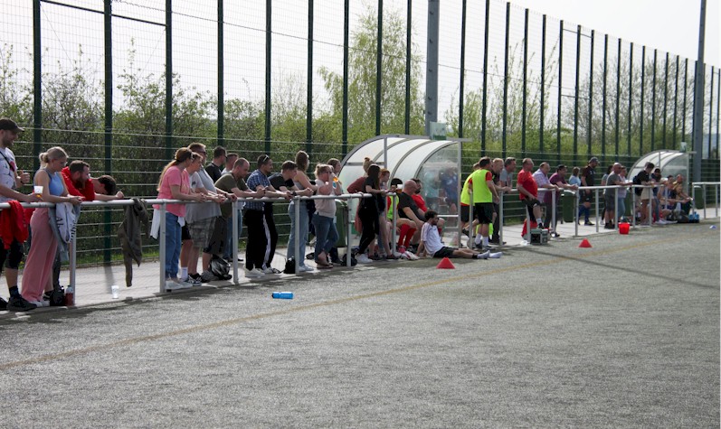 Kantersieg gegen Berlstedt - Erste gewinnt 12:0 Kantersieg gegen Berlstedt - Erste gewinnt 12:0