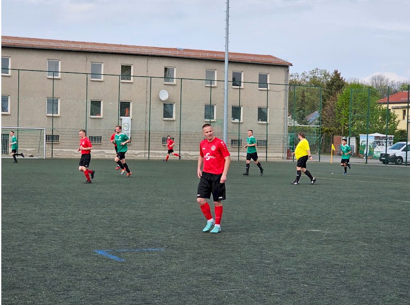 Heimsieg gegen Ettersberg - Erste gewinnt 6:0
