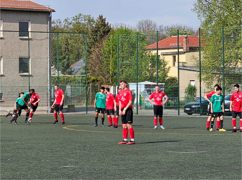 Heimsieg gegen Ettersberg - Erste gewinnt 6:0
