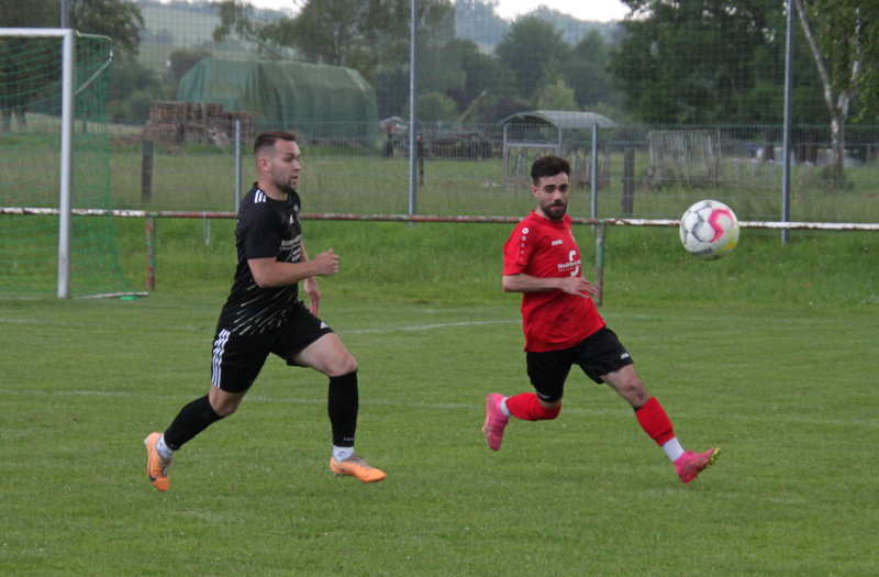VfB gewinnt auch in Niedertrebra - Erste erkämpft ein 2:0