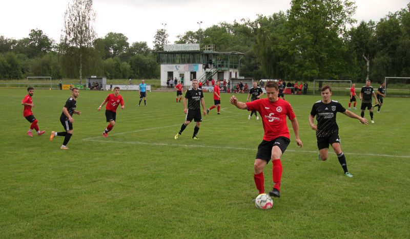 VfB gewinnt auch in Niedertrebra - Erste erkämpft ein 2:0