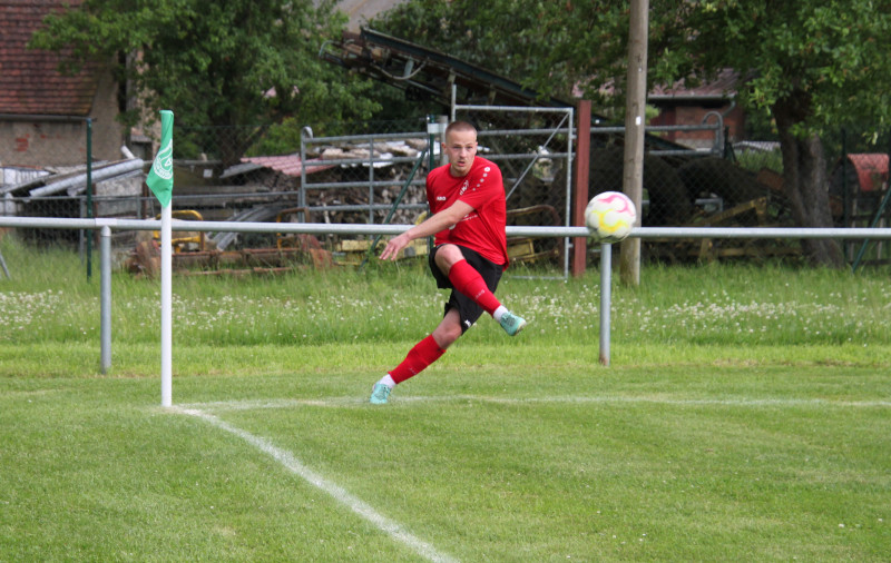 VfB gewinnt auch in Niedertrebra - Erste erkämpft ein 2:0
