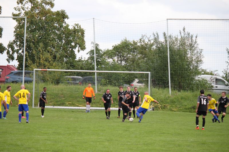 Gelungener Einstand Gelungener Einstand