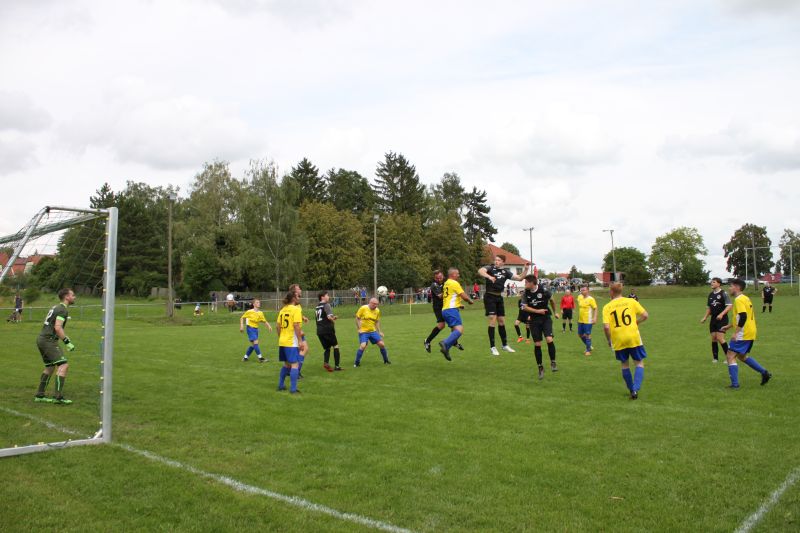 Gelungener Einstand Gelungener Einstand